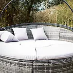 Apartment , Jardin 250m2 Et Cosy De 60 M2 Au Centre *